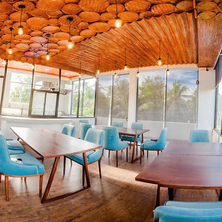Ceylanro Transit Villa Negombo Exteriör bild