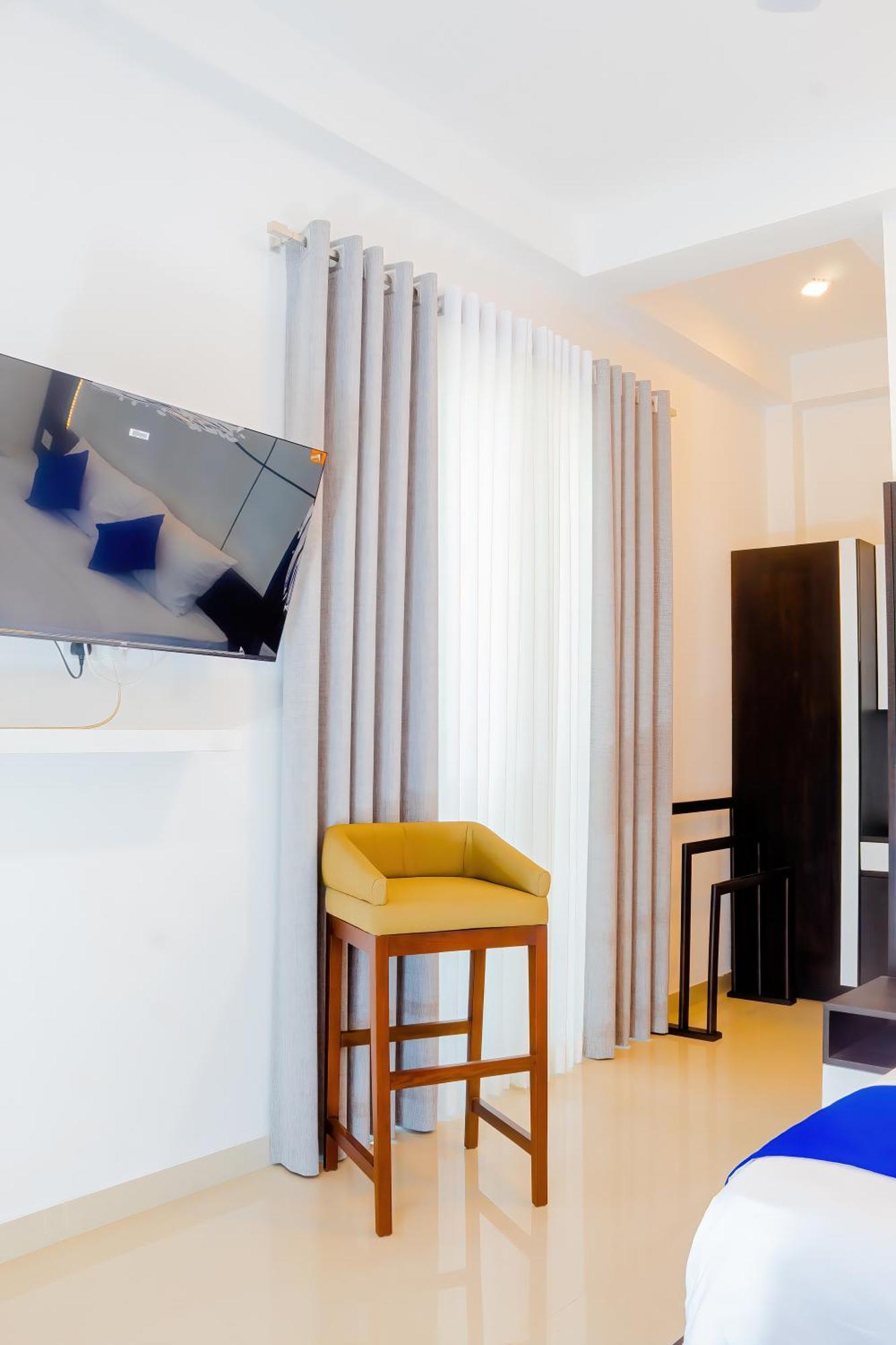 Ceylanro Transit Villa Negombo Exteriör bild